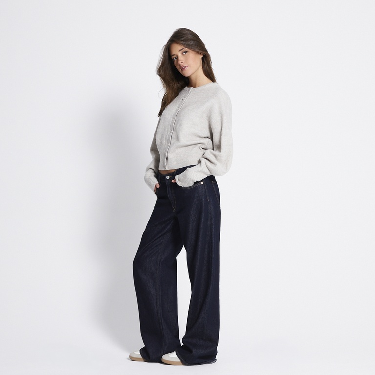 Fitted knit cardigan "Pebble"